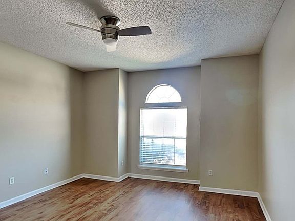 4th image of 1453 Loblolly Ct