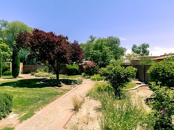 3rd image of 2328 Chapman Ln NW