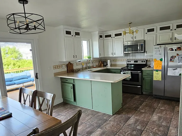 1401 N Peachtree Dr E — Photo 12