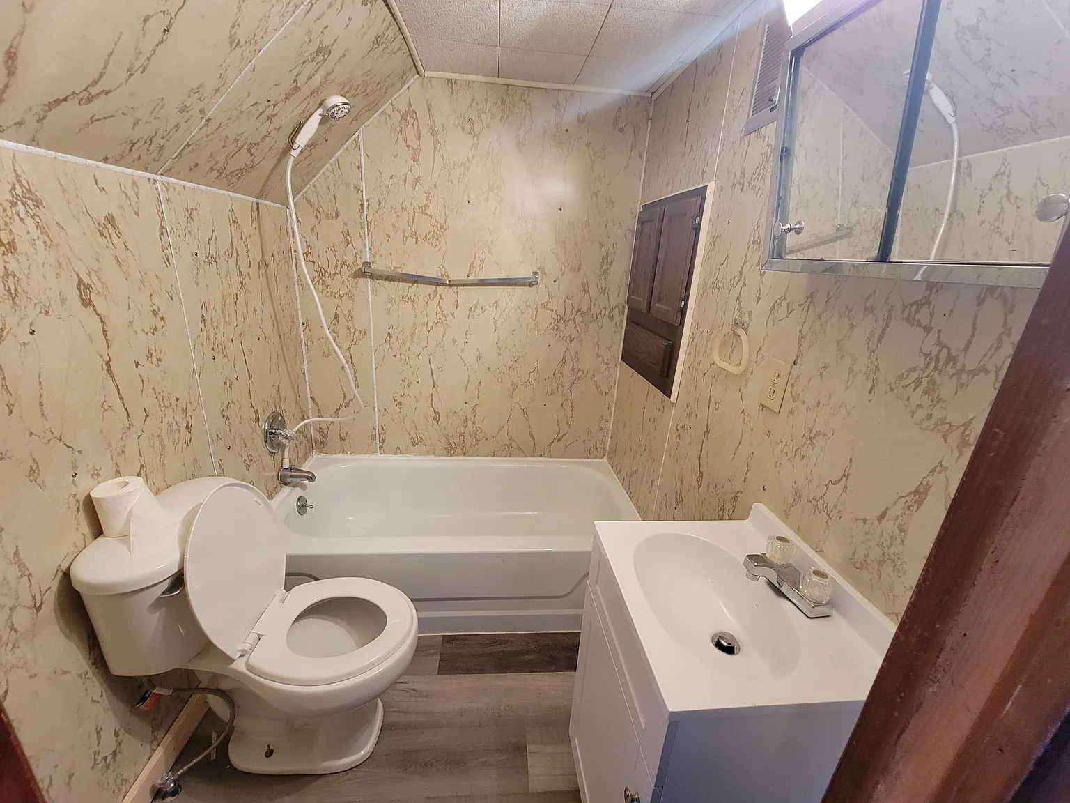 2411 Harlan St — Photo 4