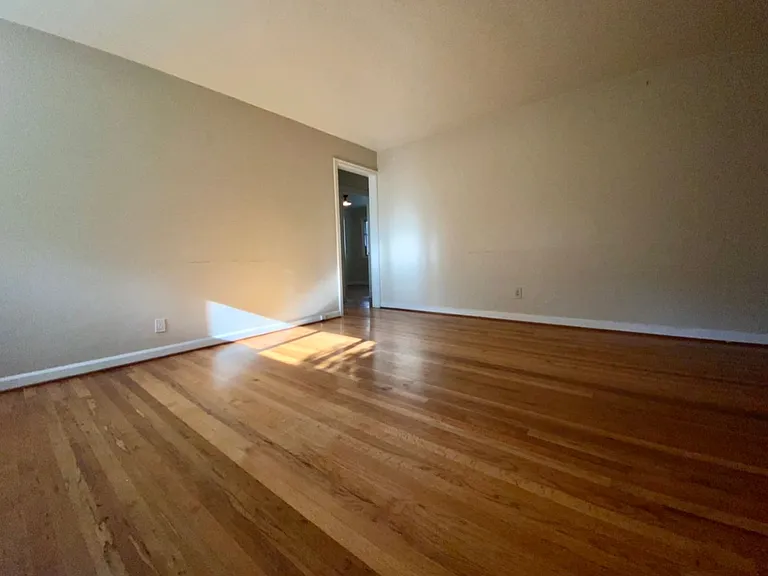 105 NE 61st Ave #1-21 — Photo 29