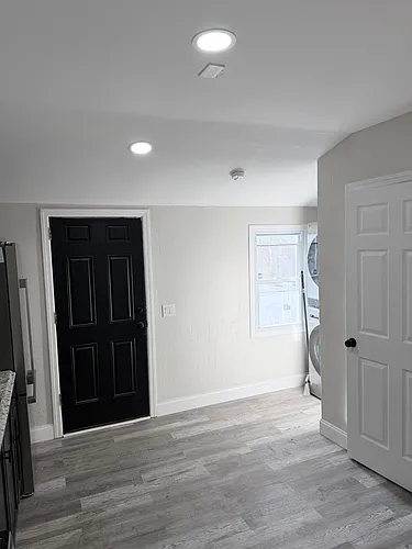60 Hanover St #1 Photo 1