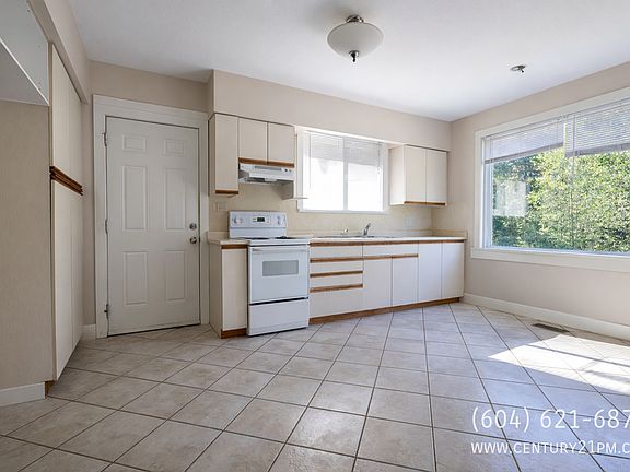 5th image of 11431 142nd St