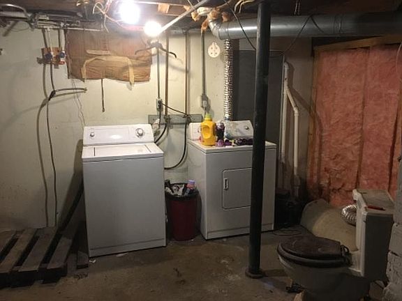 Washer and dryer included