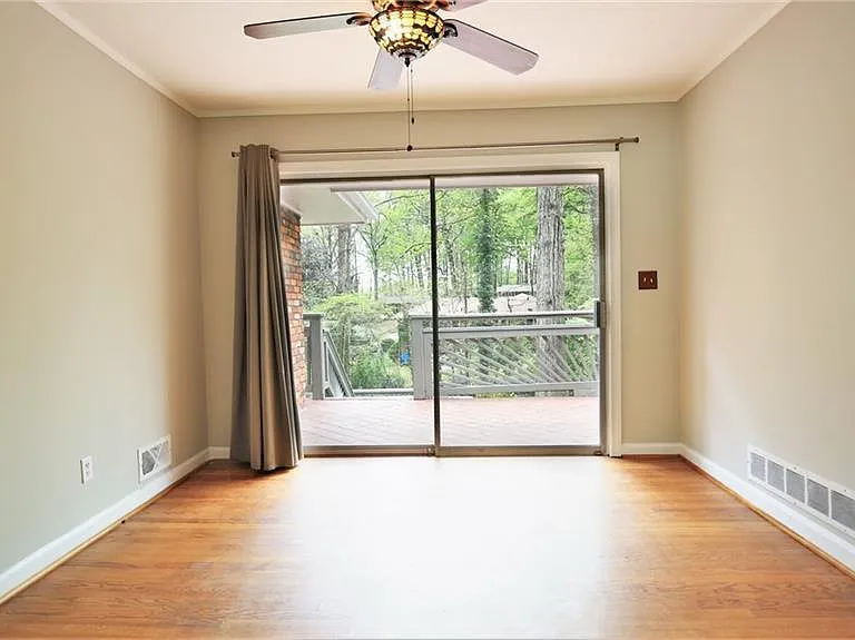 1937 Vance Dr — Photo 16