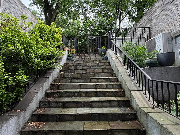 229 Sackett St #1 — Photo 3