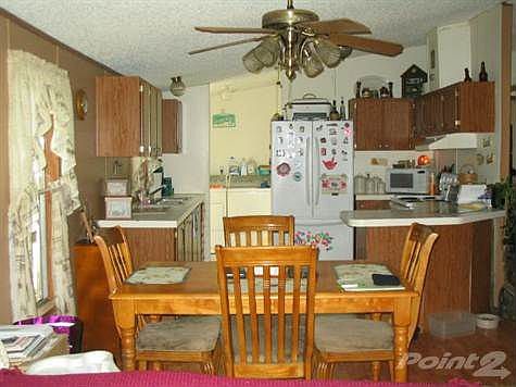 Dinning Area Next to Kitchen