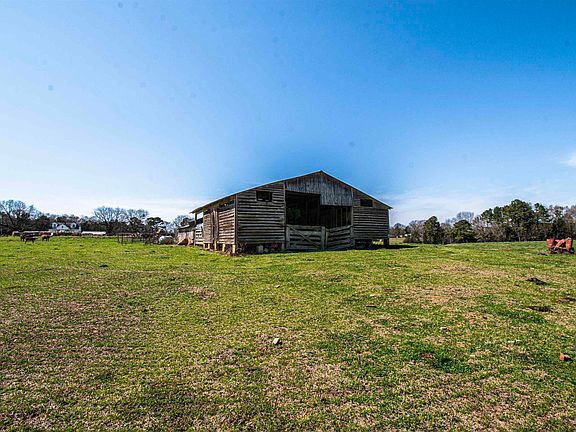 4th image of 1100 Page Derrick Rd