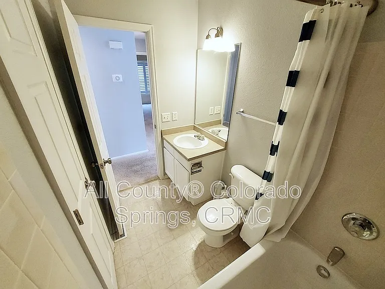 4182 Pioneer Creek Dr — Photo 27