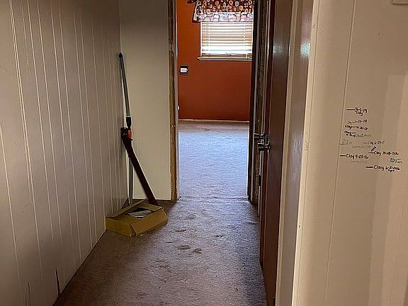 5th image of 386 4th St