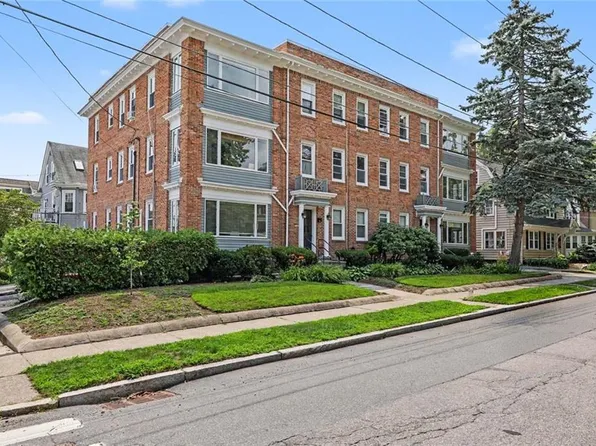 543 Lloyd Ave APT 5, Providence, RI 02906