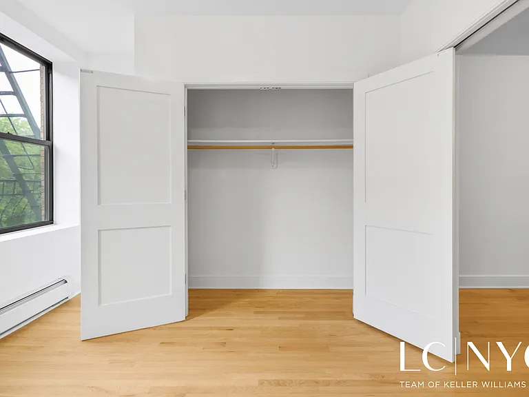 305 W 150th St #503 — Photo 8