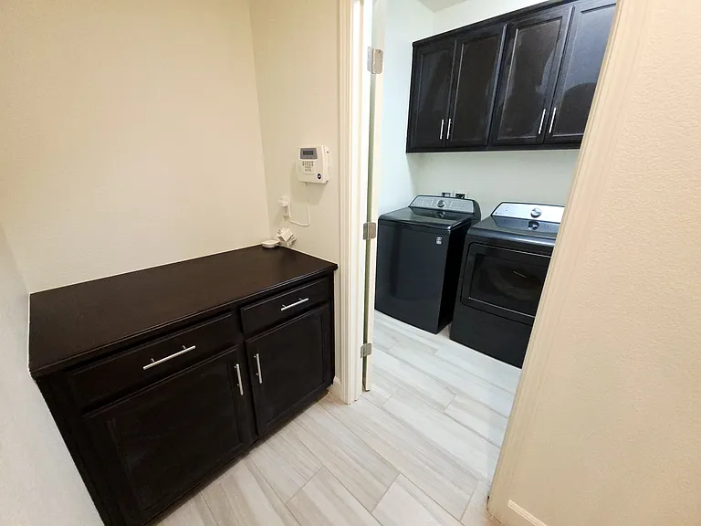 2488 Remy Cantos Dr — Photo 60