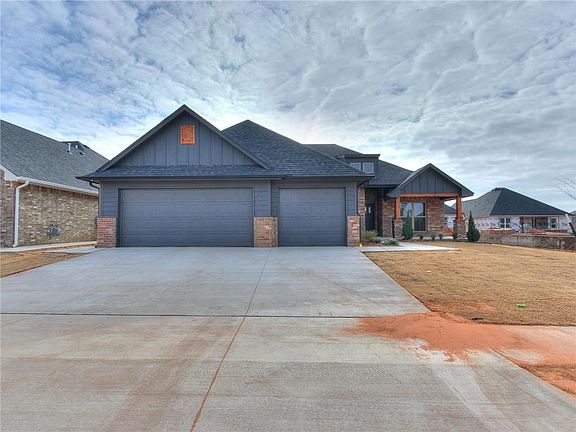 3rd image of 9352 SW 42nd St