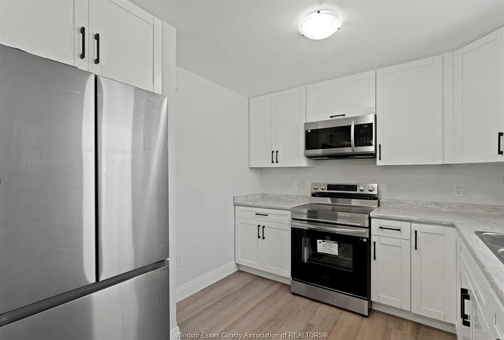 3 bed, 1300 sqft, $2,250 — Photo 4