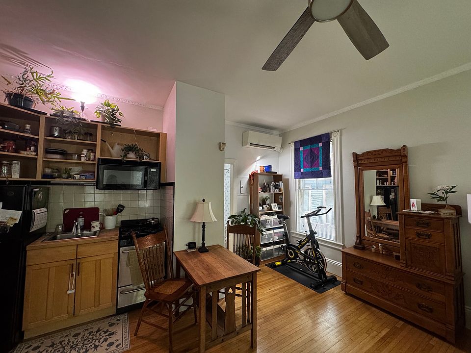 1st image of 25 Highland Ave