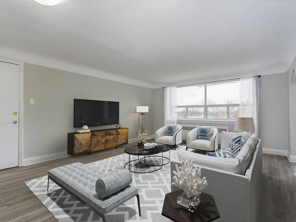 Onward Apartments — Photo 3
