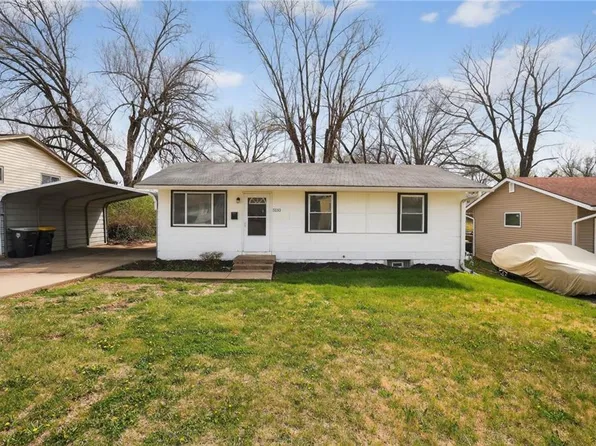 5130 Palmer Dr, Kansas City, MO 64129
