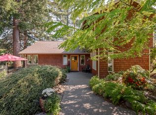 1112 Austin St, Bellingham, WA 98229