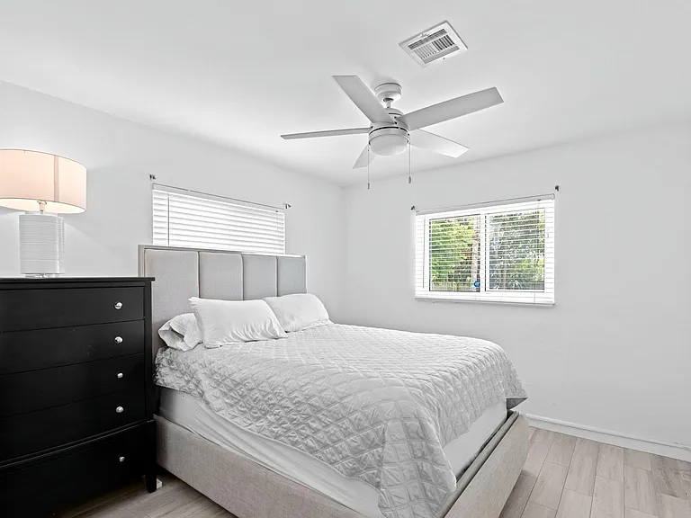 226 SW 13th Ave #226 — Photo 5
