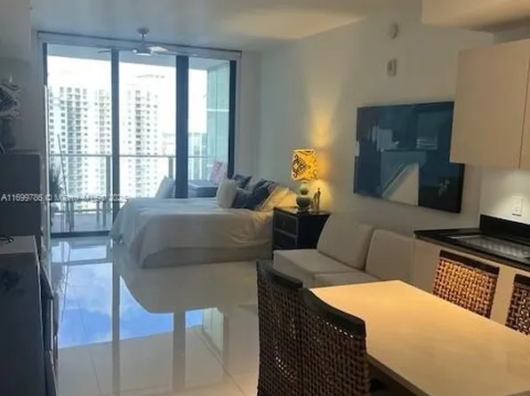 1010 Brickell Ave Unit 3010, Miami, FL 33131
