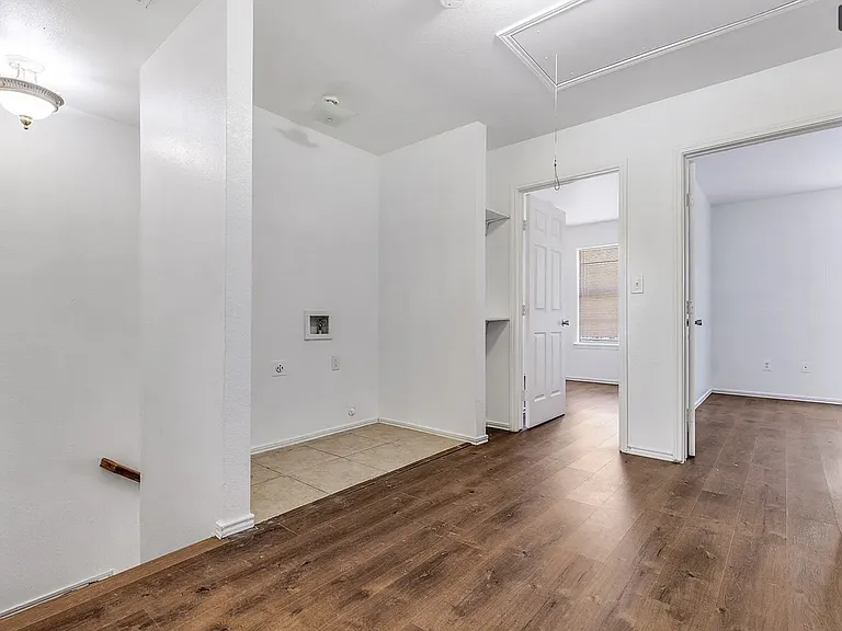 7630 Anson Cir — Photo 10