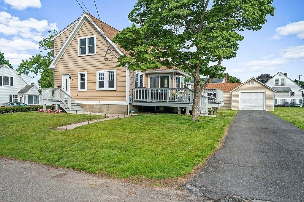 45 Howe St, Quincy, MA 02169 Zillow