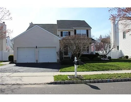 9 York Dr photo 1