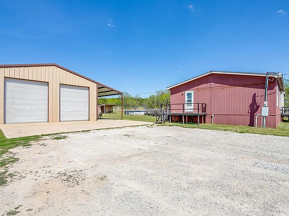 2nd image of 321 Young Rd