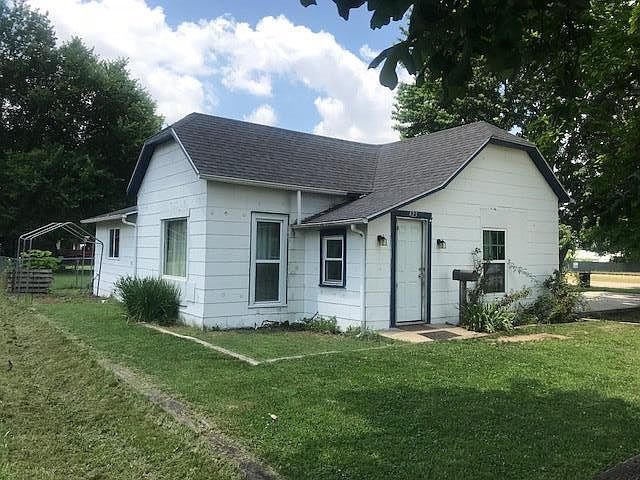 1st image of 423 N Kansas Ave