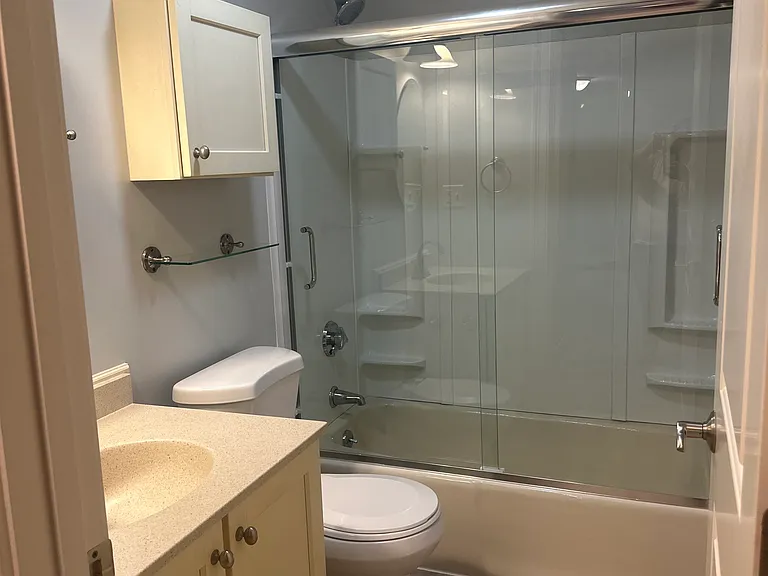 31 Elliott St — Photo 12