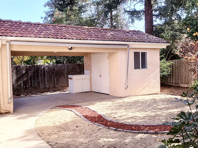 1857 E Lester Ave — Photo 18