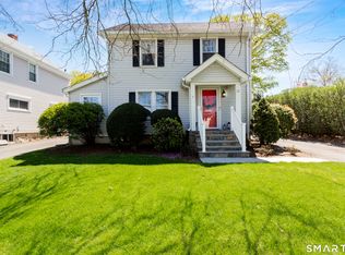 13 Ledge Lane, Stamford, CT 06905