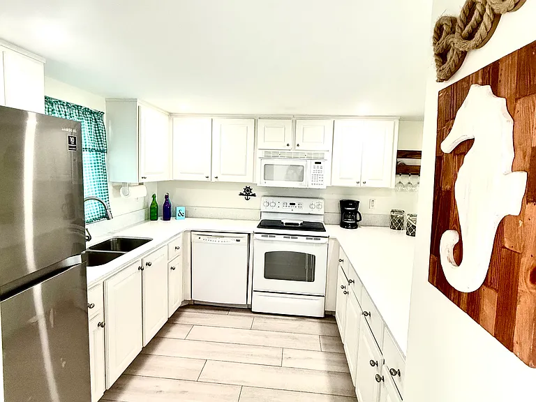 2100 Ocean Shore Blvd #102 — Photo 21