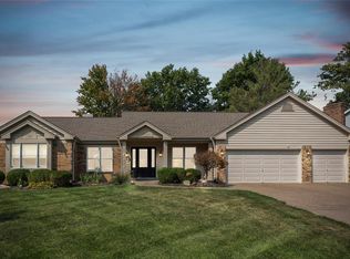 737 High Point Dr, Lake Saint Louis, MO 63367
