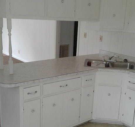 5th image of 150 Mayhew Rd #Ap-d1