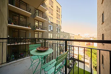 Rented by Living New York