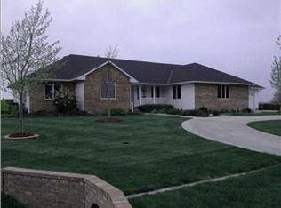 209 N Johnson St, Elbing, KS 67041