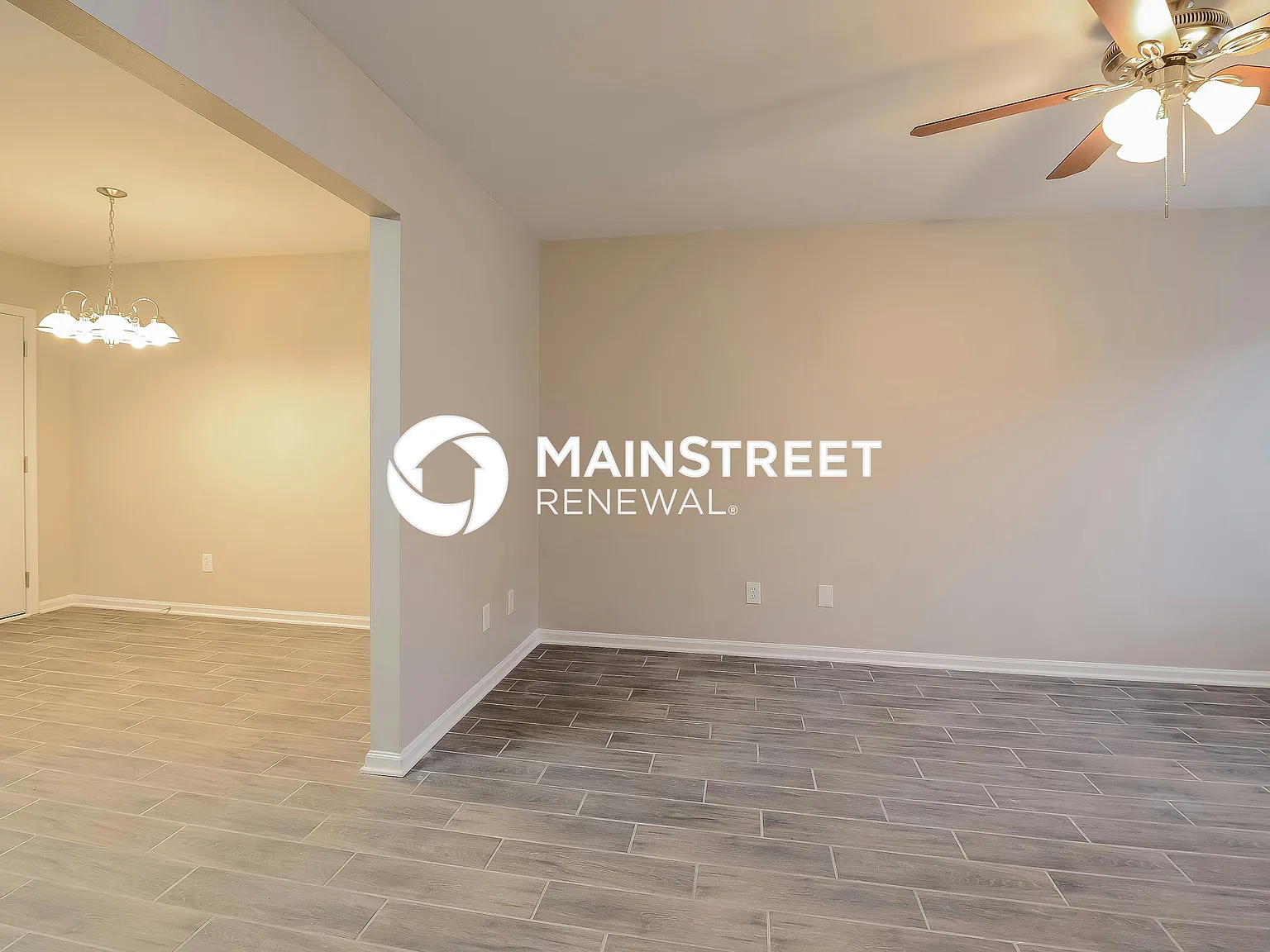 414 Gossett St — Photo 3