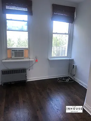 Rented by The InHouse Group | media 21