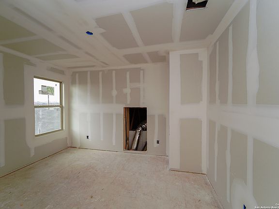 3rd image of 4743 Red Bandit Street