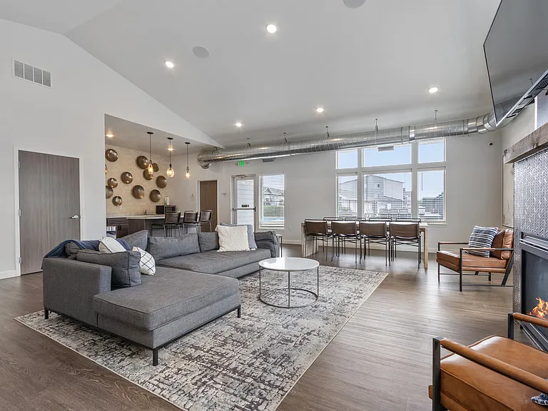 Sawyer Pointe — Photo 25