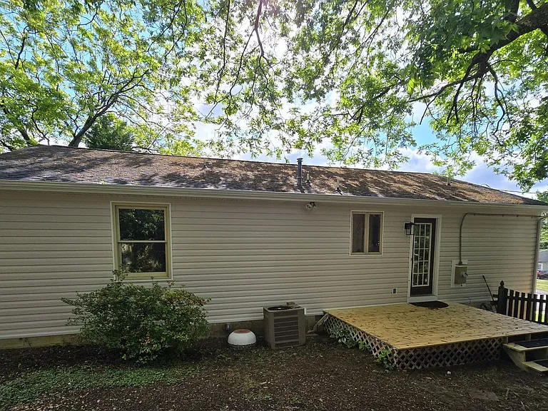 500 Floral Ave — Photo 3