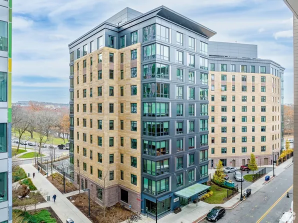 80 Fenwood Rd #706, Boston, MA 02115