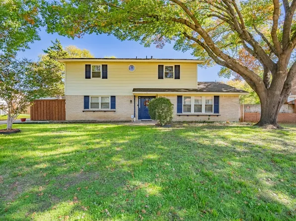 1404 Comanche Ct, Arlington, TX 76012