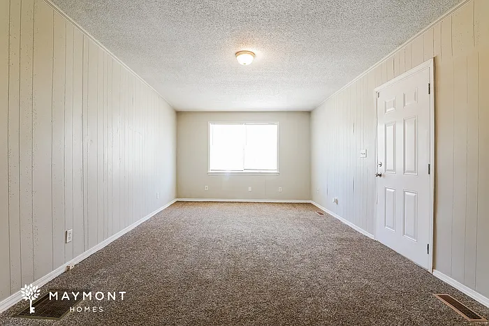 1411 Bucks Dr — Photo 6