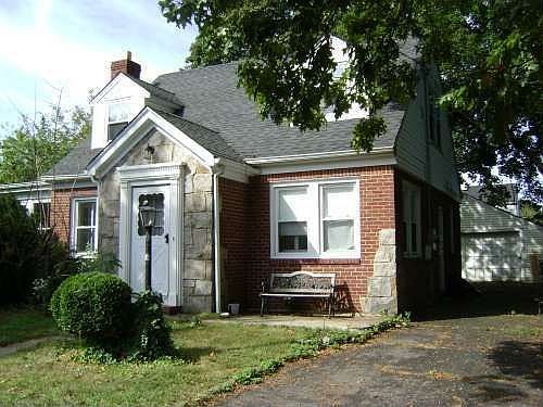 1st image of 2538 Columbus Ave