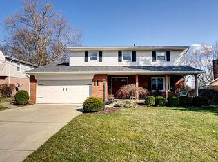 11 N Elmer Dr, Middletown, OH 45042