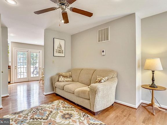 3rd image of 14199 Autumn Cir