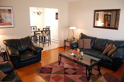 Living Room w/ hardwoods